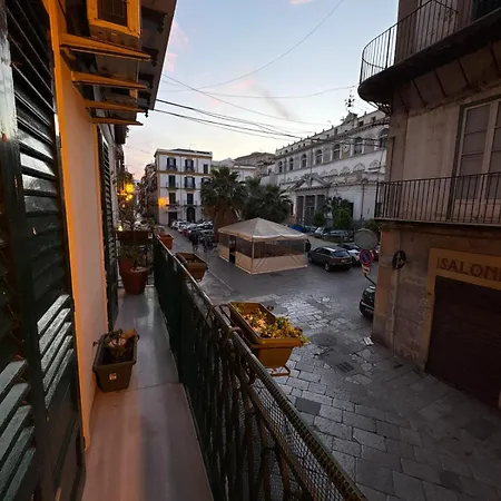 Casa Roberto In Centro Palermo
