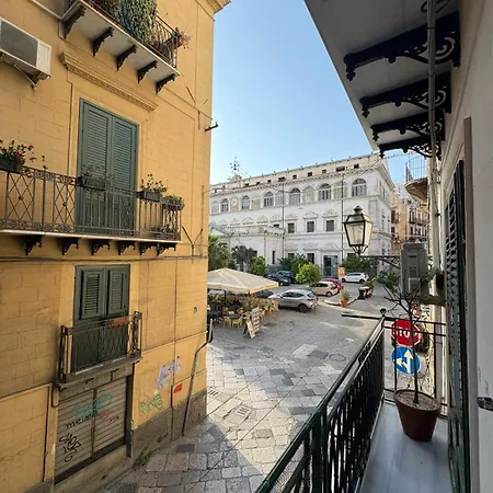 Casa Roberto In Centro * باليرمو