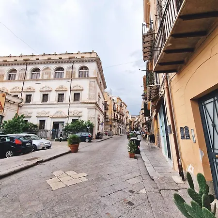 Casa Roberto In Centro *